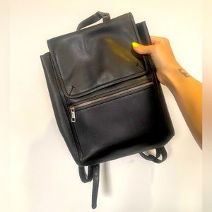 Zara mini Backpack 🖤